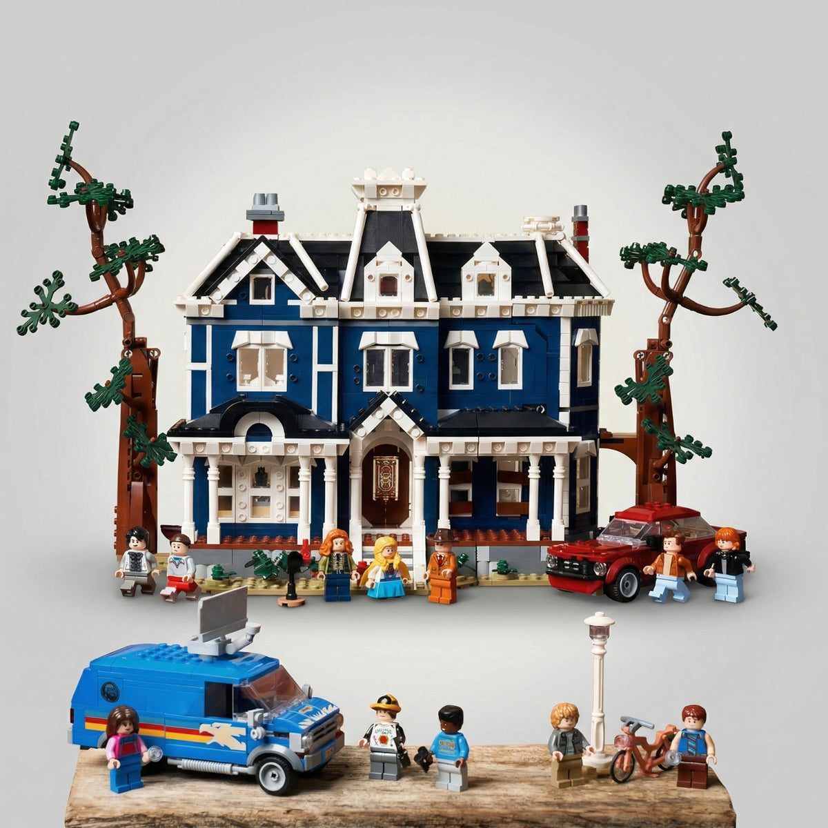 NEW 2593pcs Stranger Things Creel House Toy MOC Building Block Set Unbranded